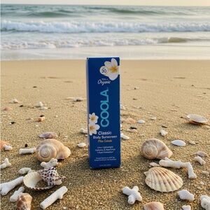 COOLA Classic Body Sunscreen SPF 30 - Blue with Cream Accents Exp 06/2027